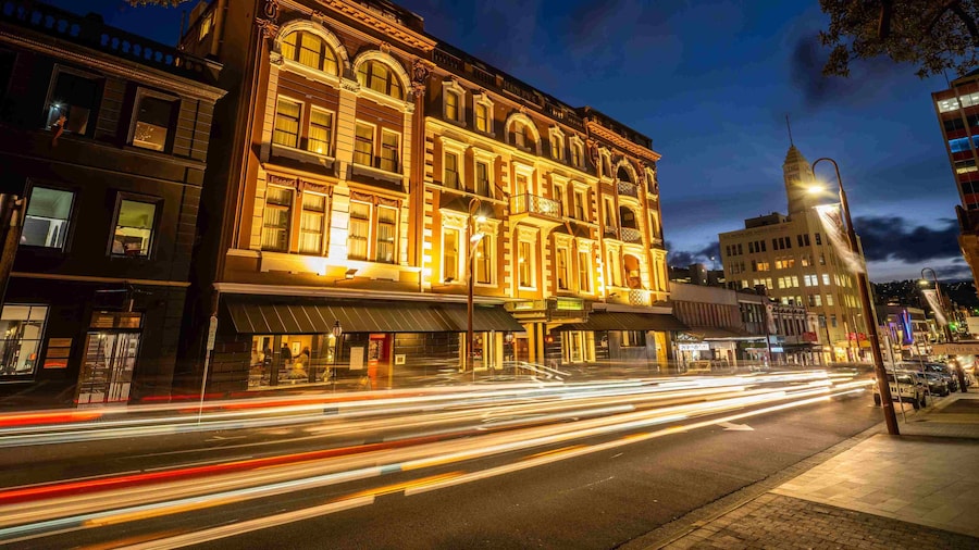 Hadley's Orient Hotel