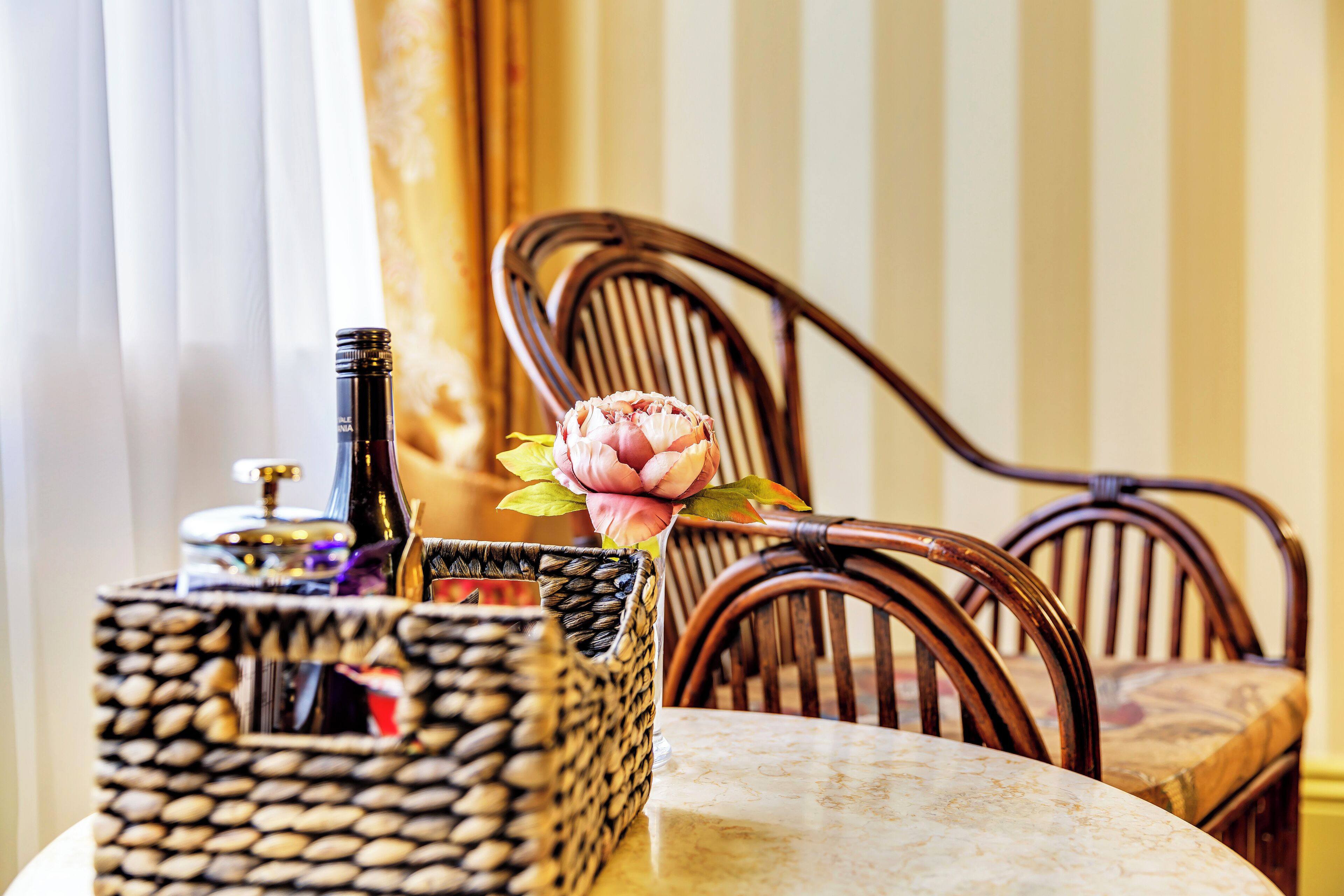 1 bedroom, premium bedding, minibar, in-room safe