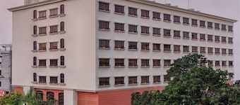 Quality Hotel D V Manor