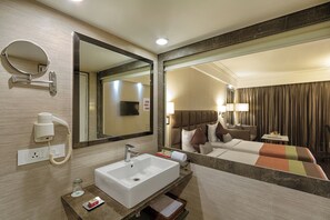 Bathroom - Quality Hotel D V Manor (Vijayawada)