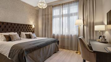 Chambre Standard, 1 lit double, non-fumeur | Lit avec matelas à plateau-coussin, rideaux d’obscurcissement