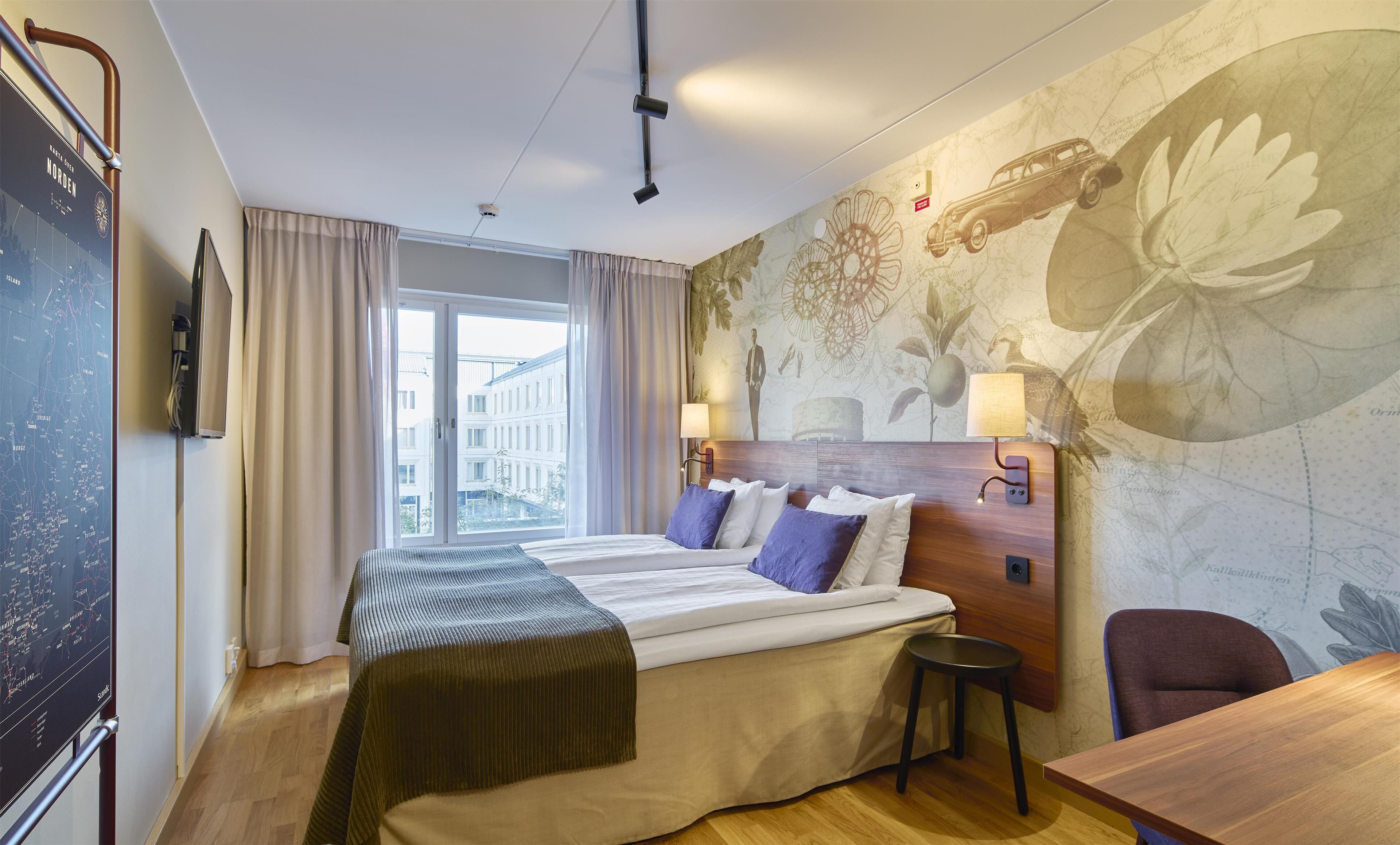 Standard Room, 1 King Bed | Iron/ironing board, free cots/infant beds, free WiFi, bed sheets