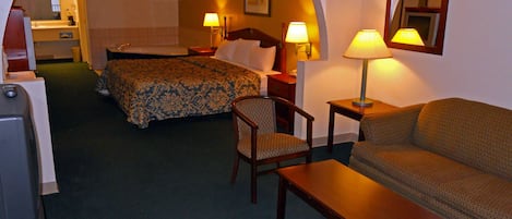 Strykejern/-brett, wi-fi (inkludert) og vekkerklokke