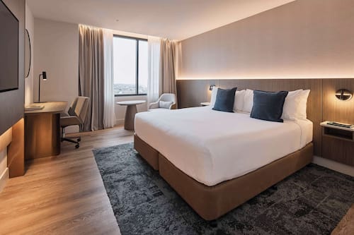 Couette en duvet, minibar, coffre-fort, bureau