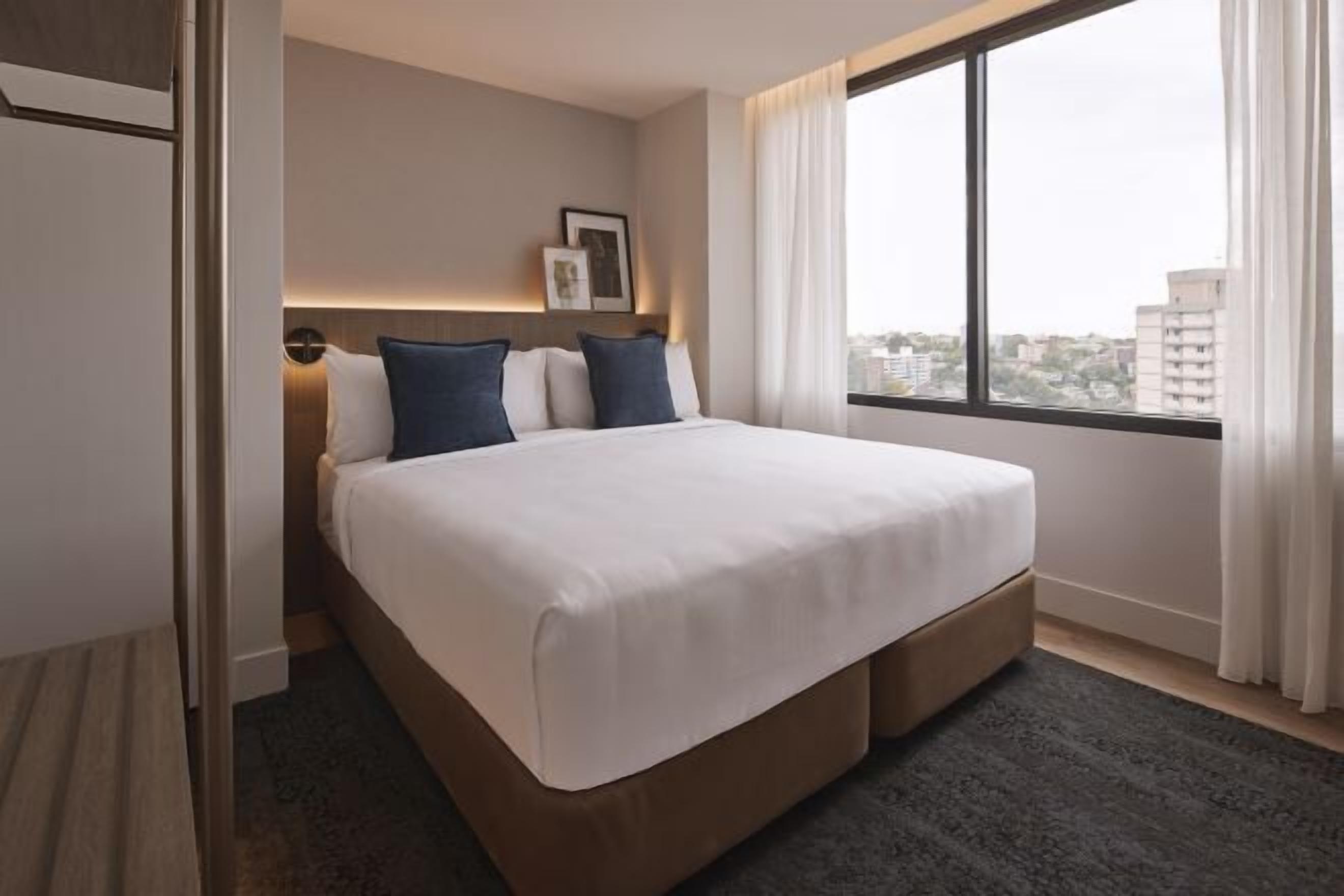 Down duvets, minibar, in-room safe, desk