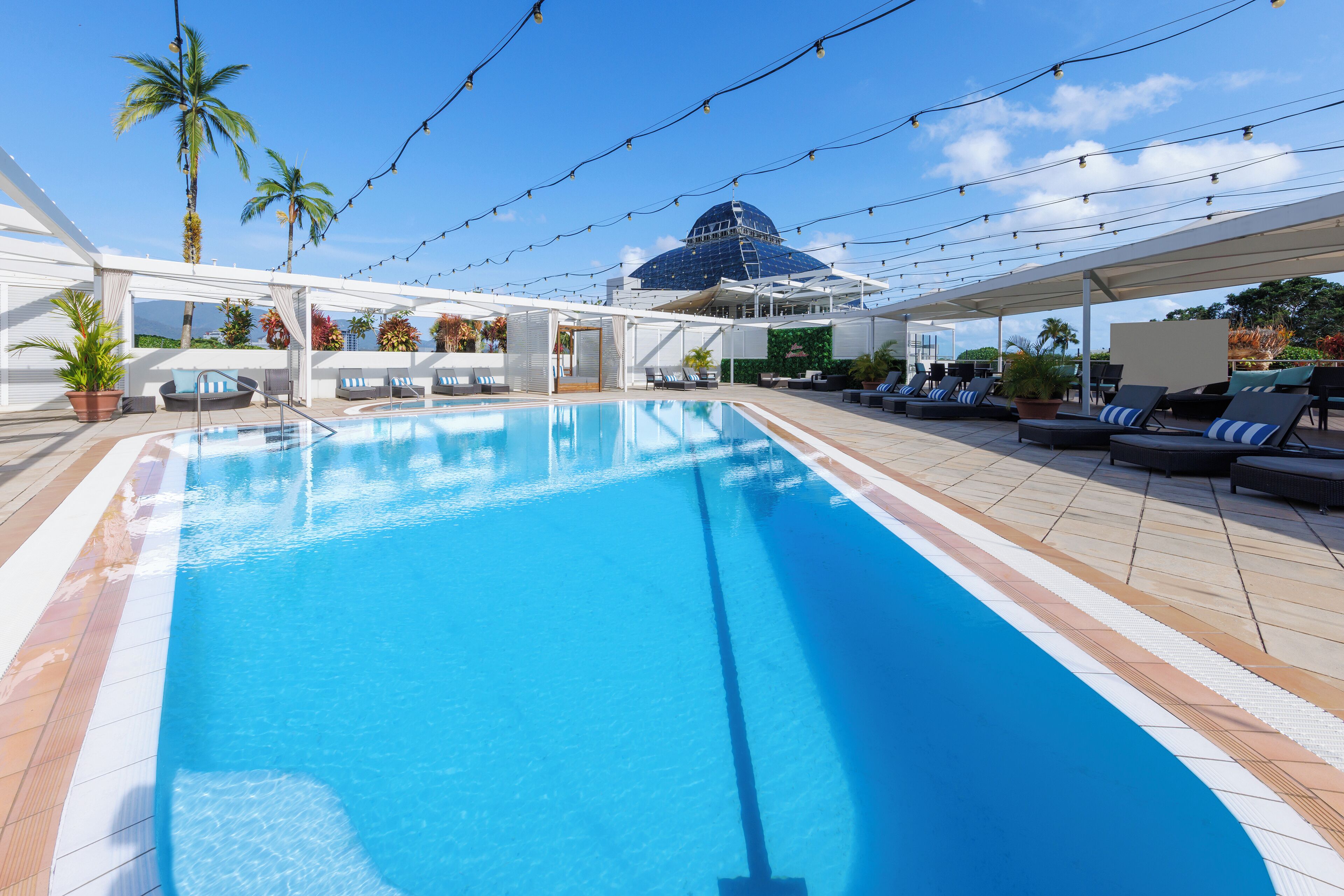 outdoor pool, open 6:30 am to 10:00 pm, free pool cabanas, pool loungers