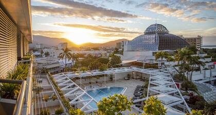 Pullman Reef Hotel Casino