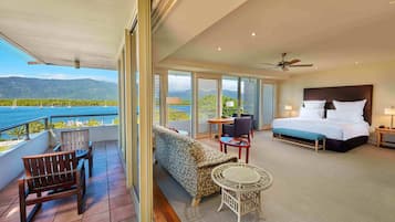 Premium Junior King Suite, Water Views, 1 King Bed with Double Spa | Minibar, in-room safe, desk, iron/ironing board