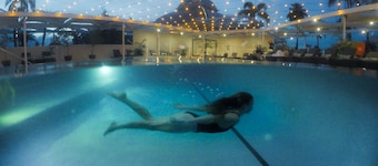 Pullman Reef Hotel Casino