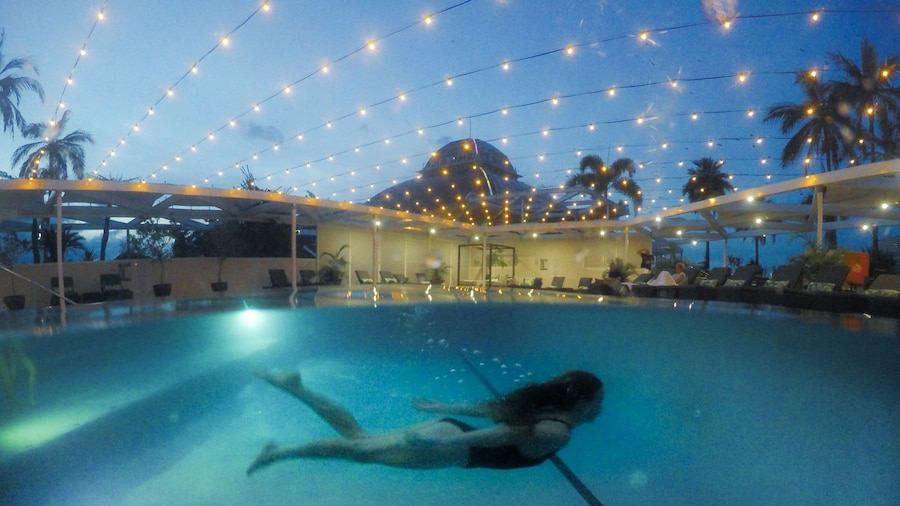 Pullman Reef Hotel Casino