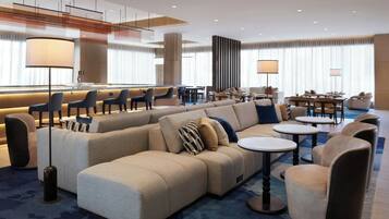 Daily cooked-to-order breakfast for a fee