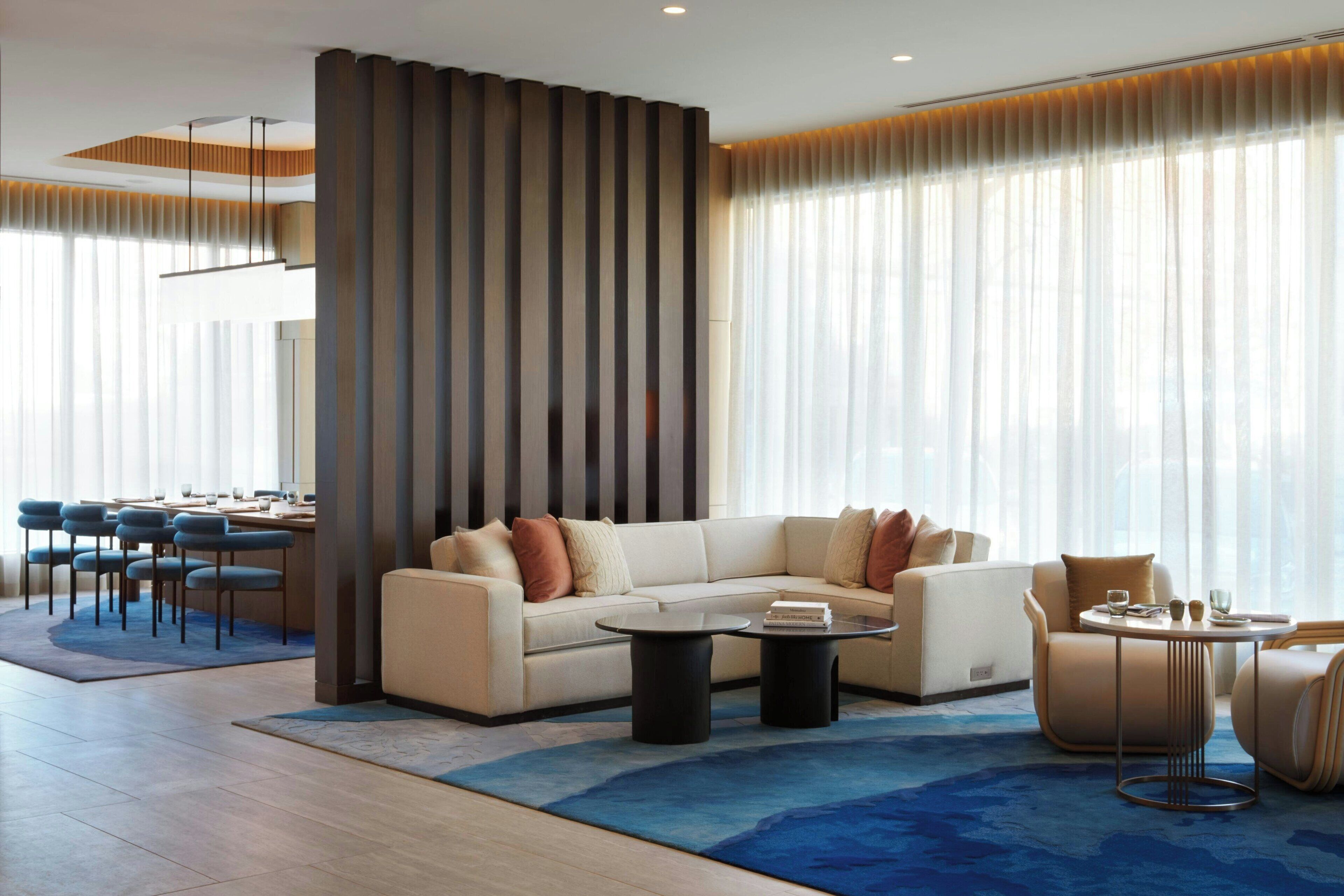 Frokost, lunsj og middag serveres, amerikanske retter 