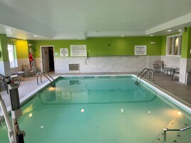 Una piscina techada