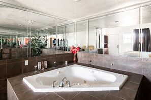 Suite, 1 Bedroom | Deep-soaking bathtub