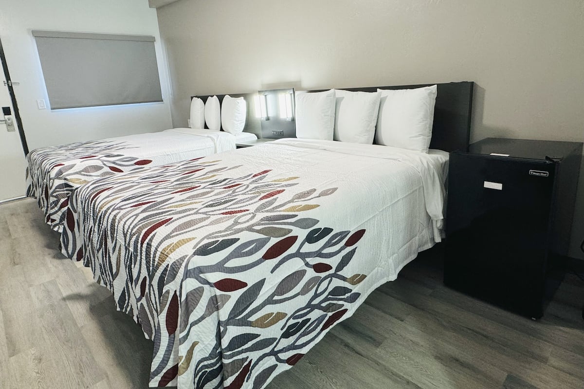 Deluxe Room, 2 Queen Beds, Non Smoking | Desk, laptop workspace, blackout curtains, free WiFi