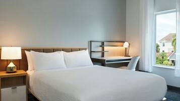 Premium bedding, in-room safe, desk, laptop workspace