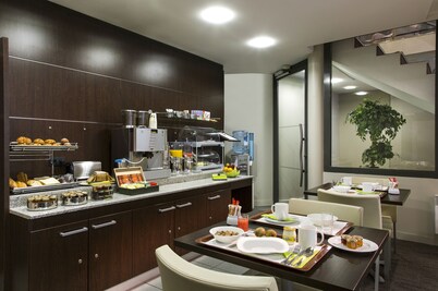 Citadines République Paris