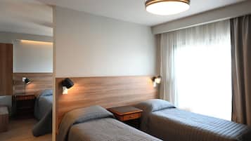 Caja de seguridad en la habitación y sistema de insonorización