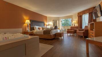 Studio Suite (Coast Premium Suite with Jet Tub) | In-room safe, desk, iron/ironing board, free WiFi