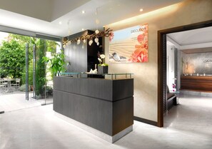 Espace de soins pour les couples, bain Ă remous, hammam, hammam