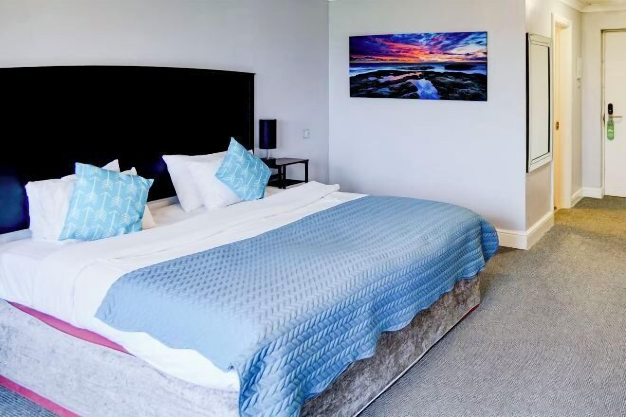 Tallelokero huoneessa, työpöytä