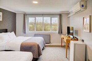 In-room safe, desk, laptop workspace, iron/ironing board - The Warwick Hotel by Colombo Edition (Kenilworth)