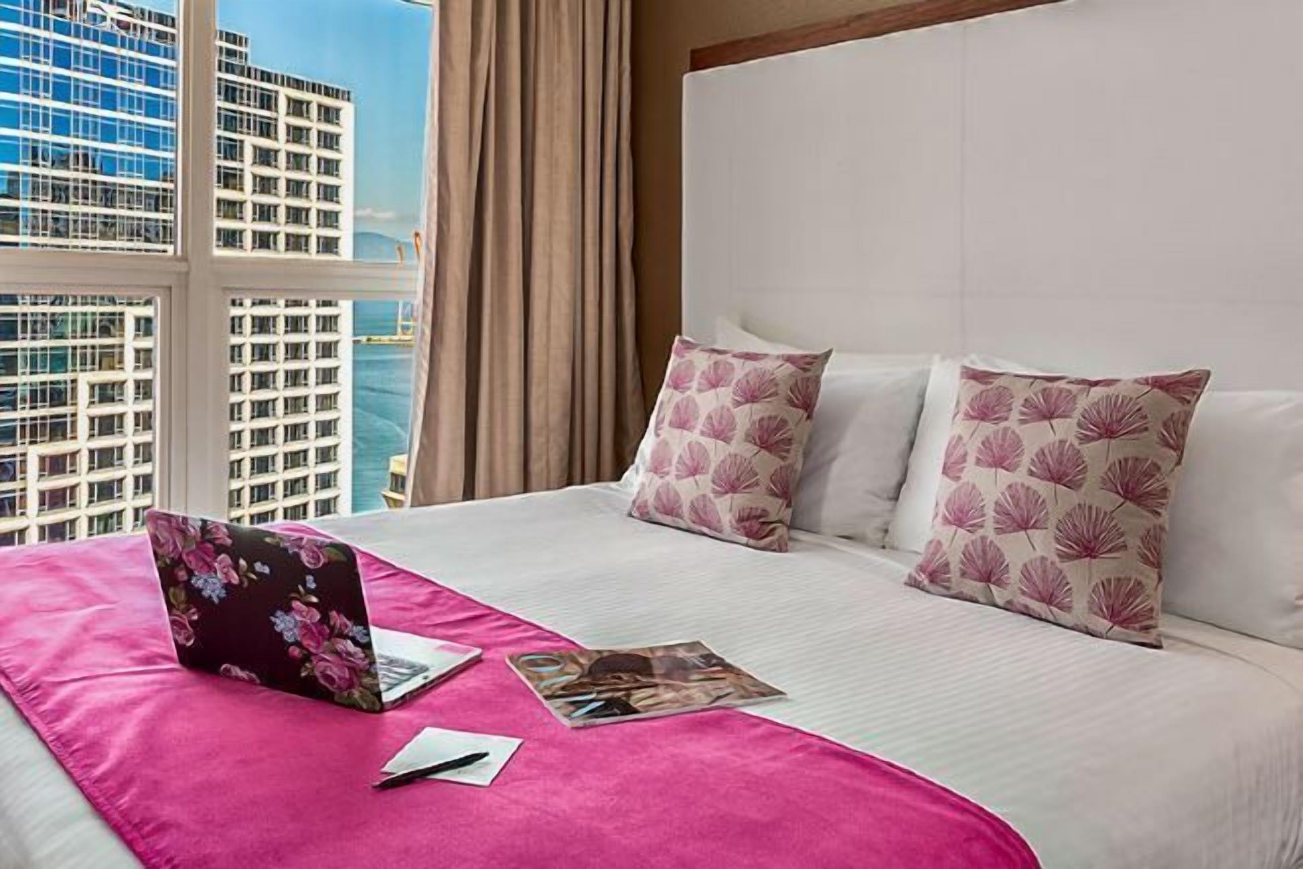 Premium bedding, pillowtop beds, in-room safe, desk