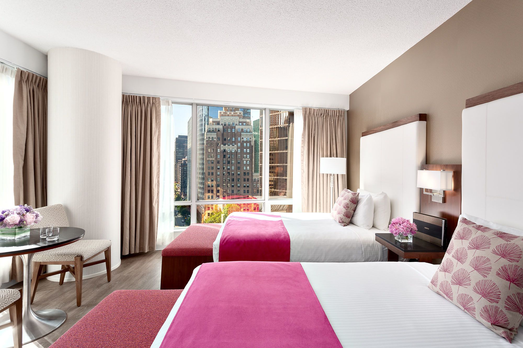 premium bedding, pillow-top beds, in-room safe, desk