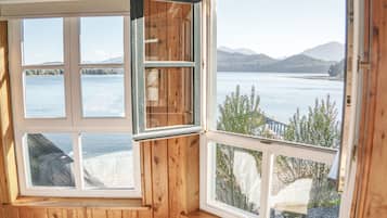 Room, Lake View (Atelier) | Premium bedding, down comforters, free minibar items, in-room safe