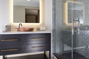 Suite, 1 King Bed, City View | Hypo-allergenic bedding, in-room safe, individually decorated - The Burgess Hotel, Atlanta, a Tribute Portfolio Hotel (Atlanta)