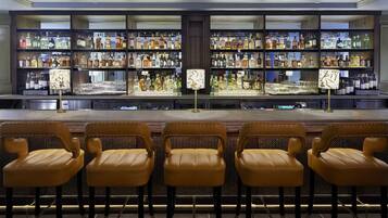 Cocktail bar