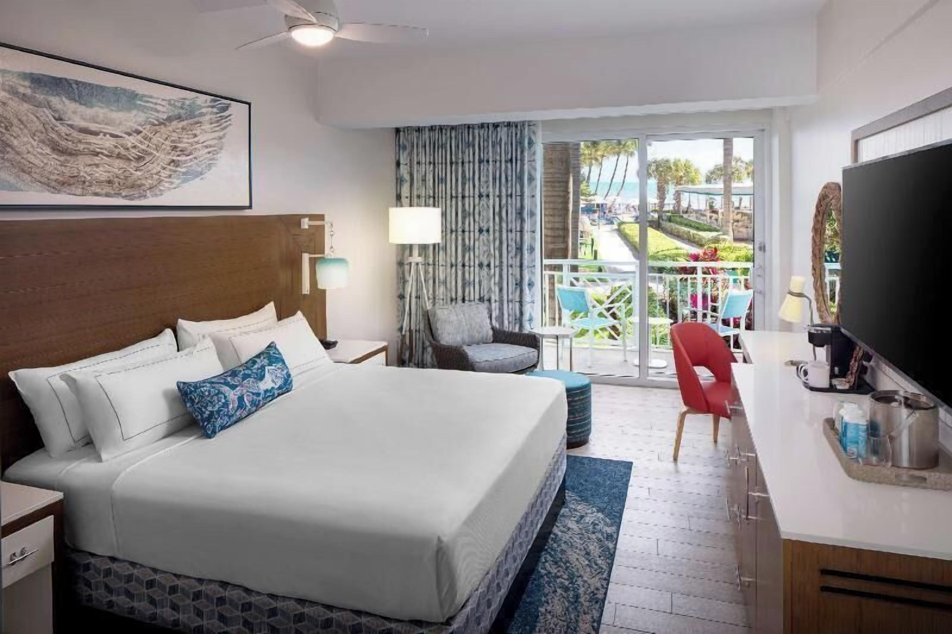 In-room safe, individually decorated, individually furnished, desk