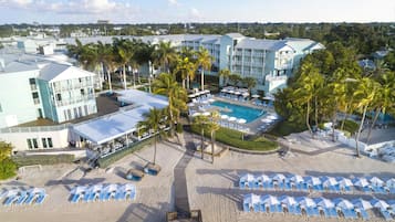 Outdoor pool, pool umbrellas, sun loungers