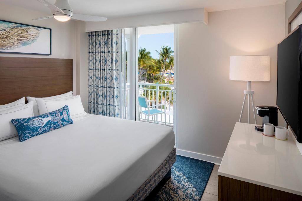 In-room safe, individually decorated, individually furnished, desk