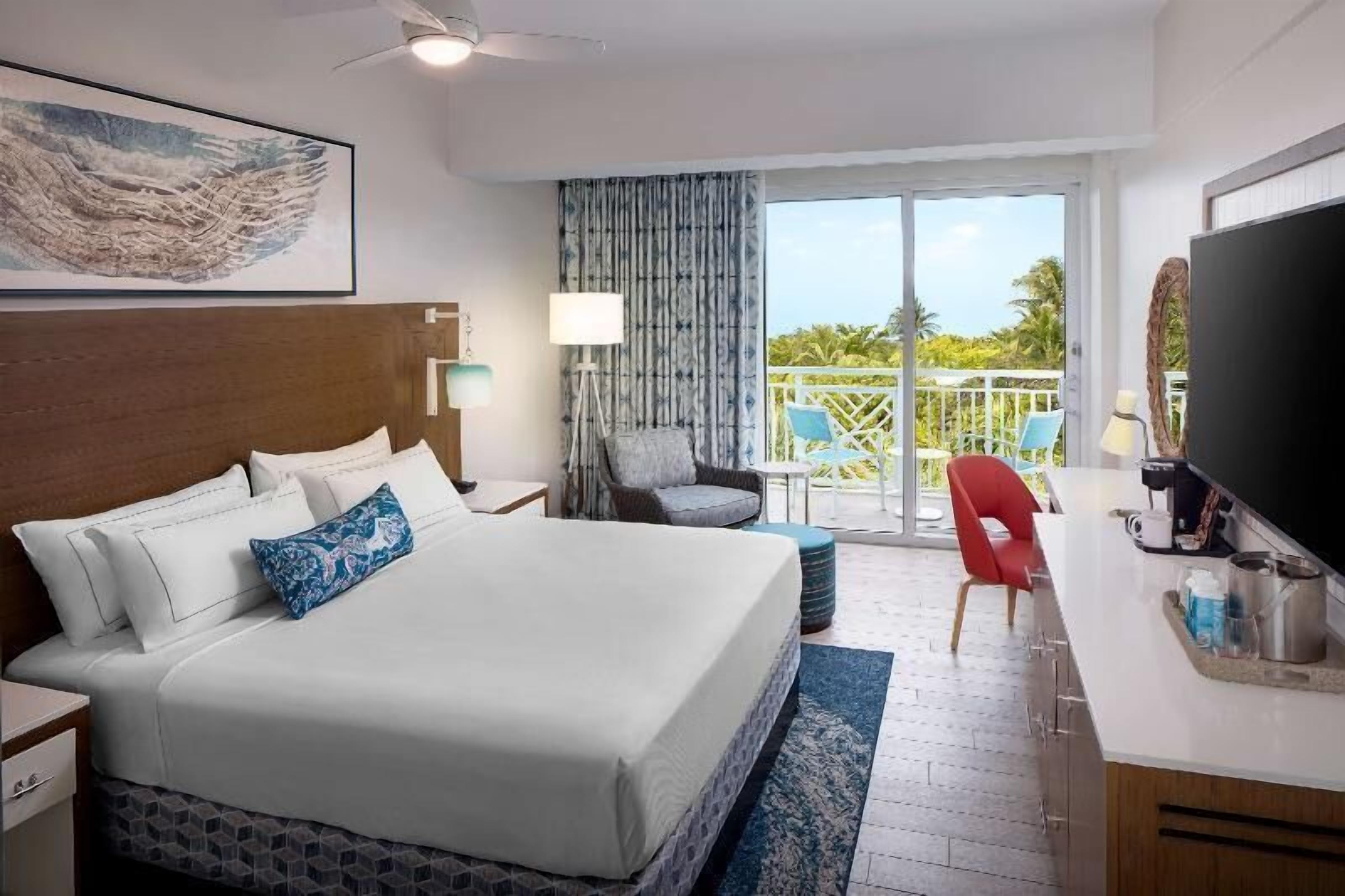 In-room safe, individually decorated, individually furnished, desk
