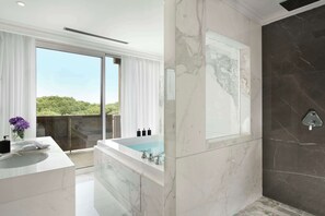 Suite, Park View, Corner | 1 bedroom, premium bedding, down comforters, Tempur-Pedic beds