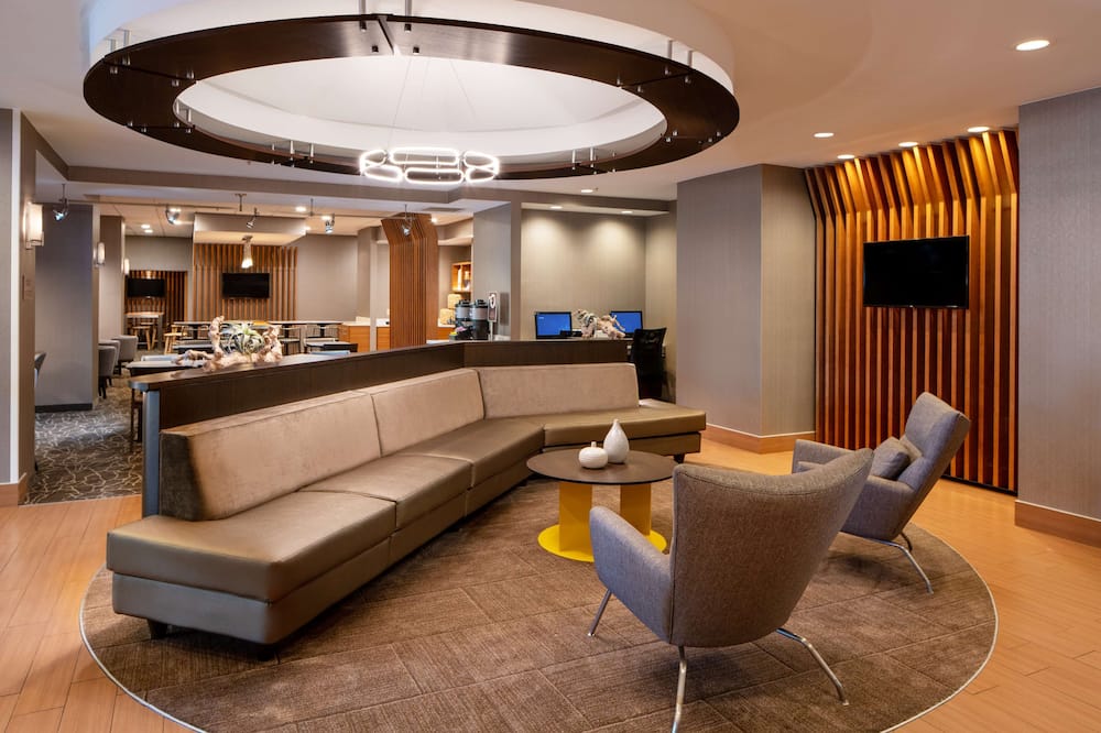 Sonesta Select Nashville Airport Suites