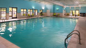 Piscine intérieure