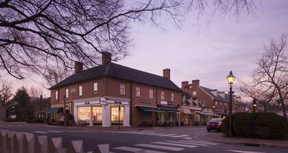 The Fife And Drum Inn