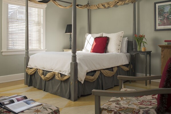 Classic Room (William and Mary)