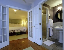 Egyptian cotton sheets, premium bedding, pillow-top beds