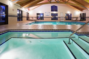 Indoor pool, sun loungers