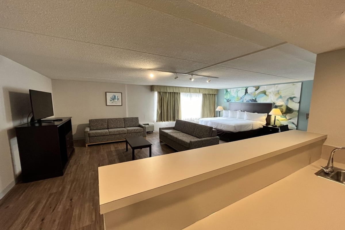 Suite, 1 King-Bett und Schlafsofa