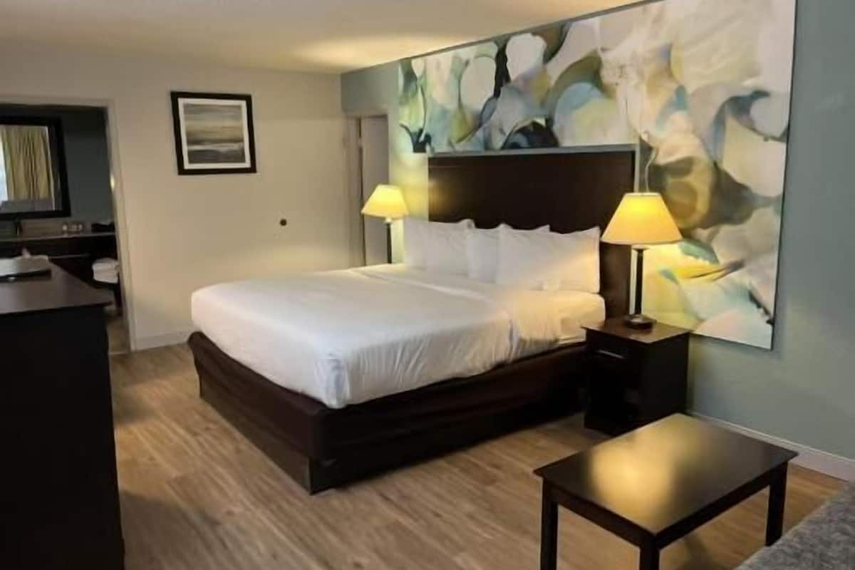 Premium bedding, pillow-top beds, desk, blackout curtains