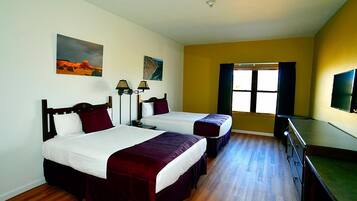 1 habitación, escritorio, tabla de planchar con plancha y wifi gratis