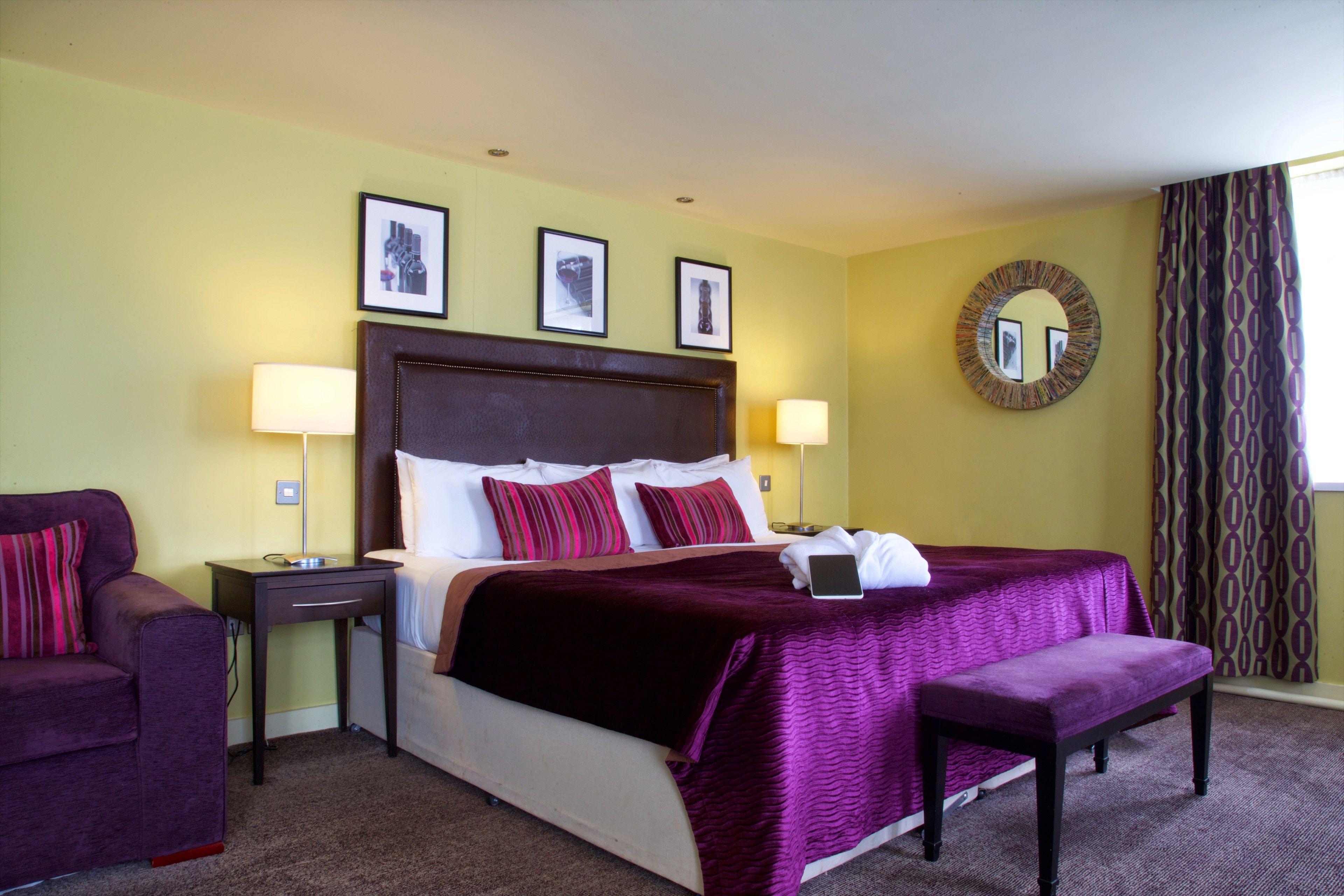 desk, blackout curtains, iron/ironing board, free wifi