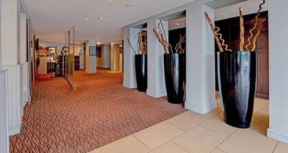 Manchester Airport Stanley Hotel by Belvilla