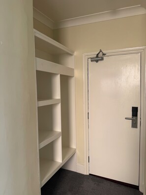 Standard Triple Room, Multiple Beds - The Brighton Hotel (Brighton)