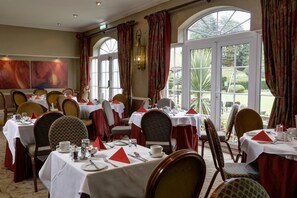 Déjeuner préparé sur commande (11.50 GBP par personne)