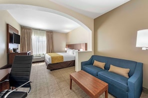 Suite, 1 King-Bett und Schlafsofa, Nichtraucher | Schreibtisch, laptopgeeigneter Arbeitsplatz, Verdunkelungsvorhänge